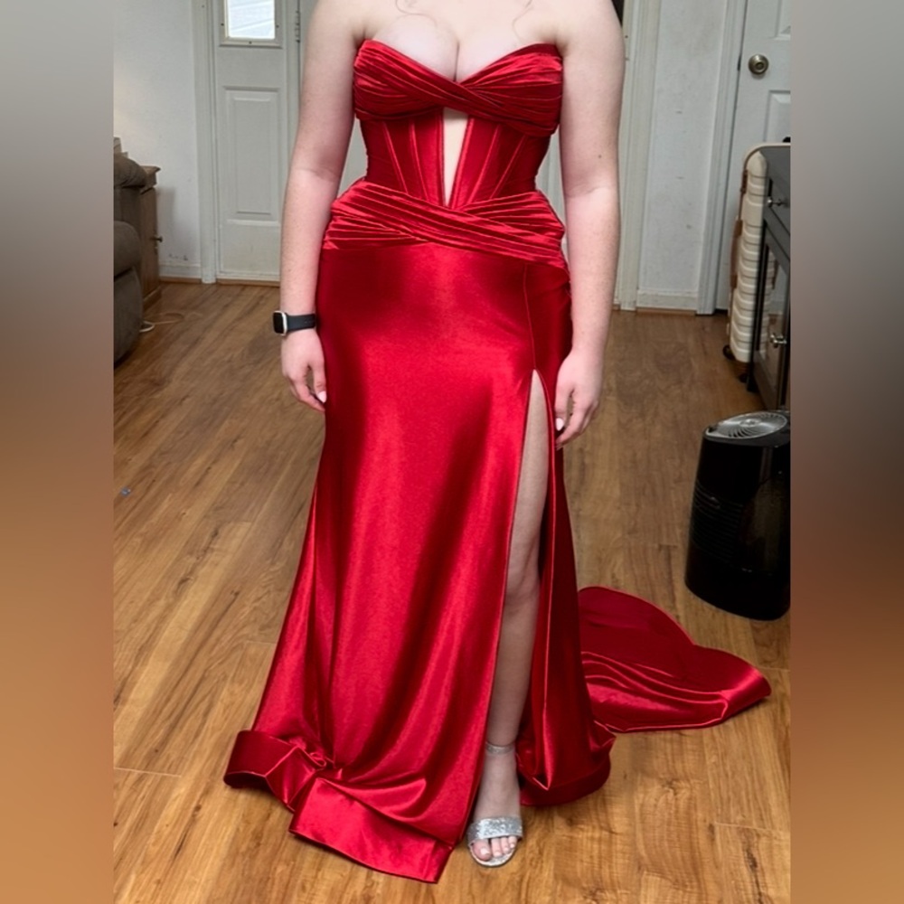 Sherri Hill Red Elegant Dress 56161